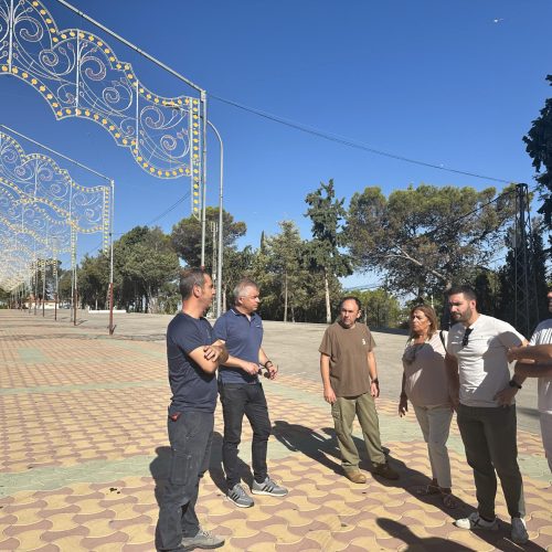 Acondicionamiento del ferial y la caseta con vistas a las Fiestas de San Bartolomé