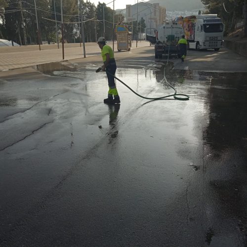 Limpieza del ferial y de las calles aledañas