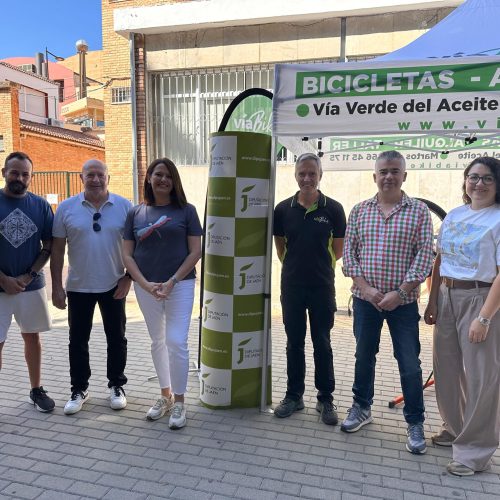 Medio centenar de personas se suman a la celebración del Día de la Bici