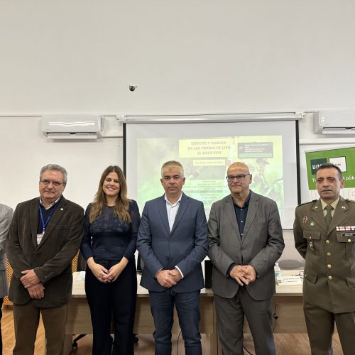 Treinta y cinco personas asisten al seminario “Ejército y Marina en las tierras de Jaén: el siglo XVIII”