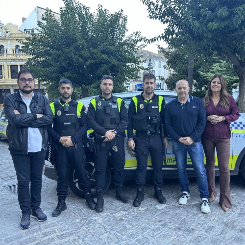 La Policía Local de Martos se desplaza hasta Sedaví para asistir a los damnificados por la DANA