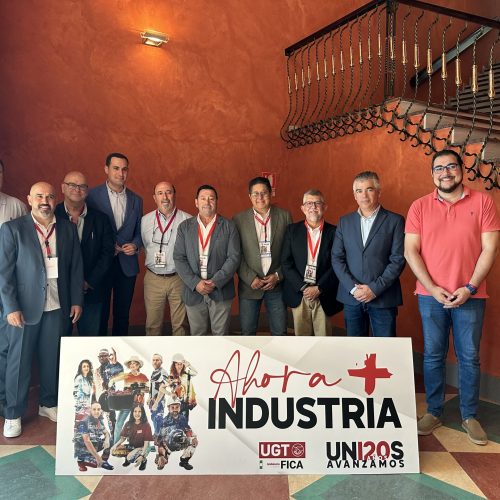 El alcalde reivindica la importancia de la acción sindical para la protección de los derechos sociales