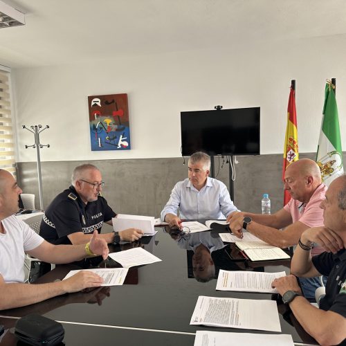 El Ayuntamiento aborda la regulación de los patinetes eléctricos