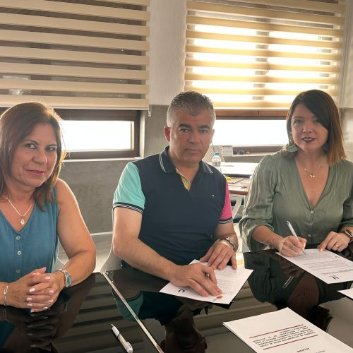 Martos impulsa su Centro Comercial Abierto con la firma de un convenio entre el Ayuntamiento y ASEM