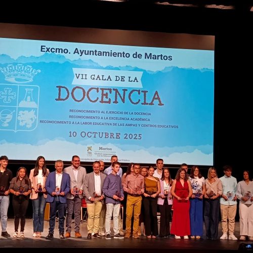 Martos celebra la VII Gala de la Docencia reconociendo la excelencia educativa, la trayectoria docente y la innovación en las aulas