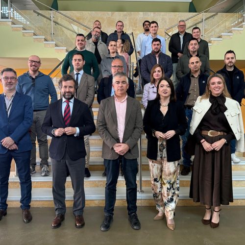 Martos acoge dos encuentros técnicos sobre automoción y defensa