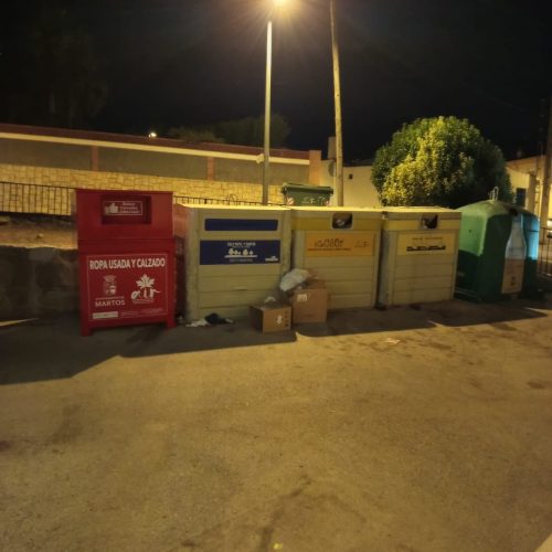 Nuevos contenedores de ropa y calzado usados