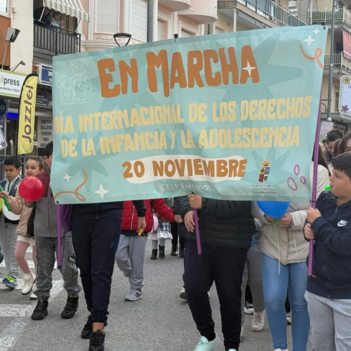 Seiscientos escolares participan en la marcha por el Día Internacional de los Derechos de la Infancia y la Adolescencia