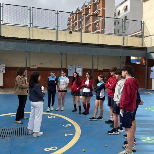 Concienciación en el taller “Clave secreta: Desbloquea la Historia de las Mujeres en la Estadística”