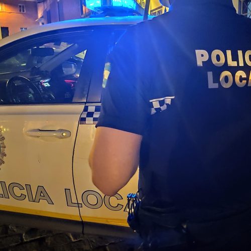 La Policía Local  se suma a la campaña especial de vigilancia y control de distracciones al volante de la DGT