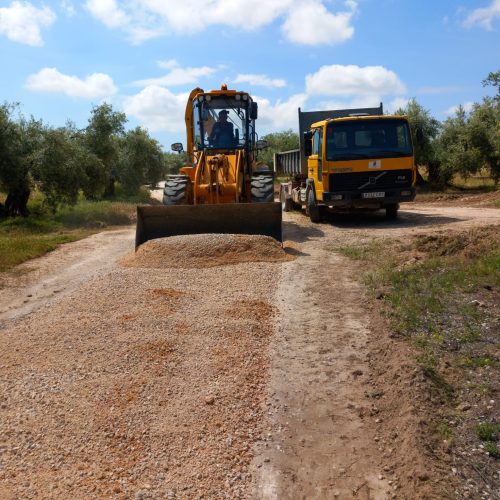 El Ayuntamiento refuerza los trabajos de mejora y mantenimiento de caminos rurales