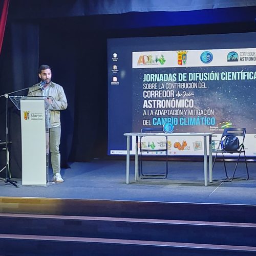 Martos expone su modelo de mejora de eficiencia energética y puesta en valor de su cielo nocturno