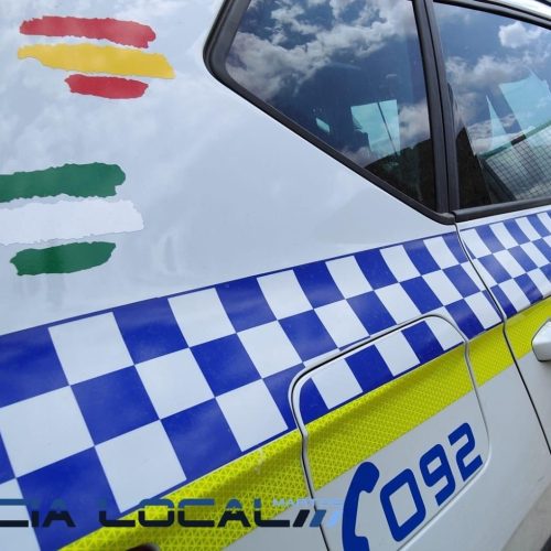 La Policía Local intercepta un vehículo cuyo conductor agredía a su pareja mientras circulaba por la A-316