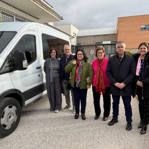 Encuentro con familiares del Centro Ocupacional La Peña para informar de las mejoras en el Centro y conocer las necesidades